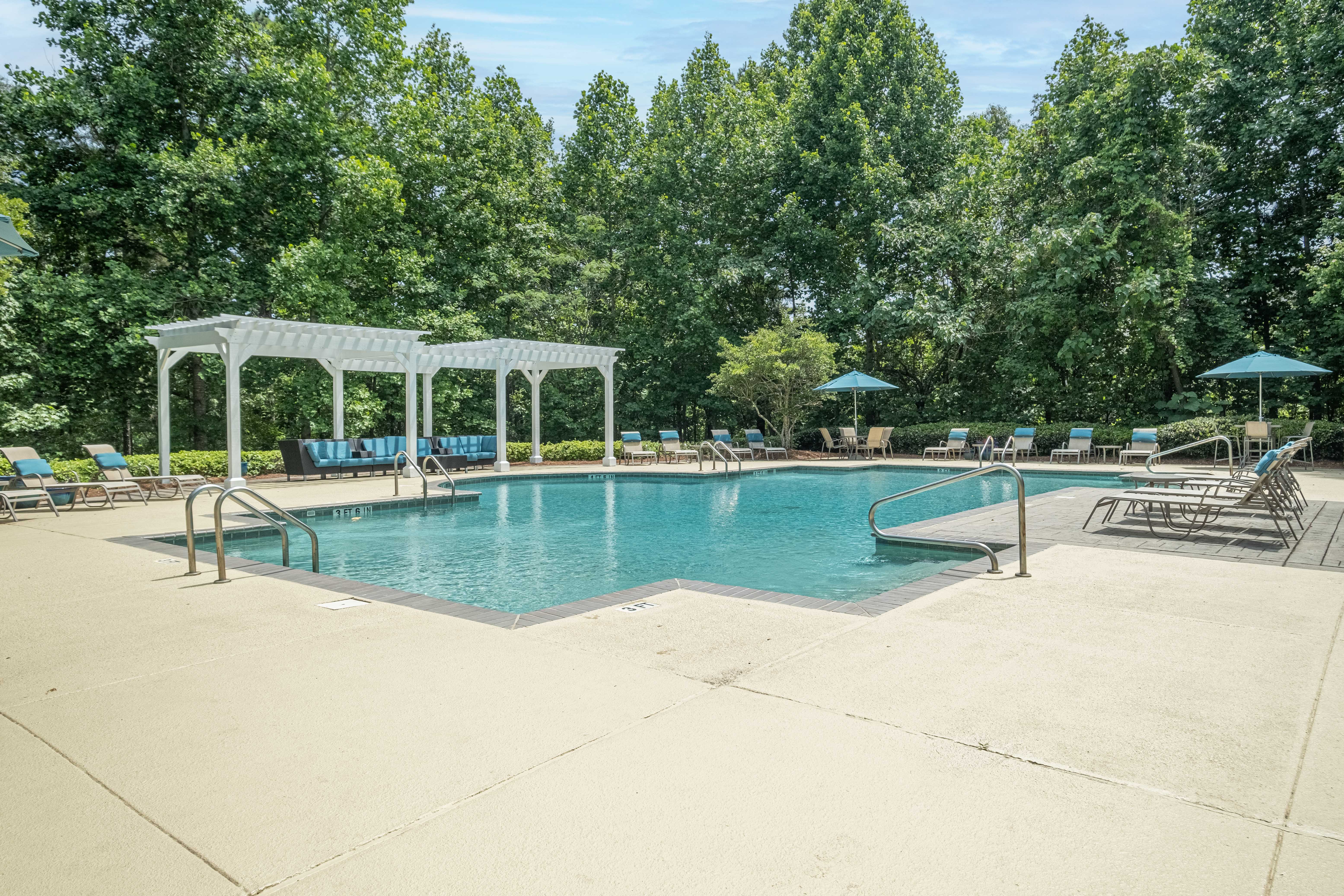 Hawthorne at Lake Heather Apartments in Birmingham, AL RENTCafe